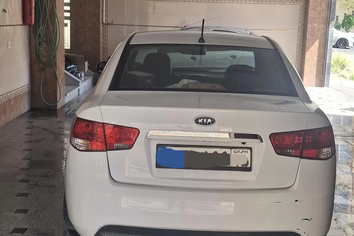 کیا،  سراتو (مونتاژ)