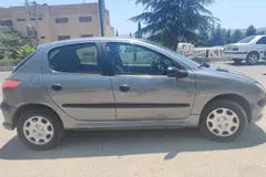 پژو، 206