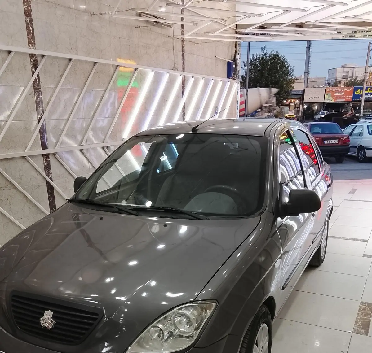 تیبا،  هاچ بک