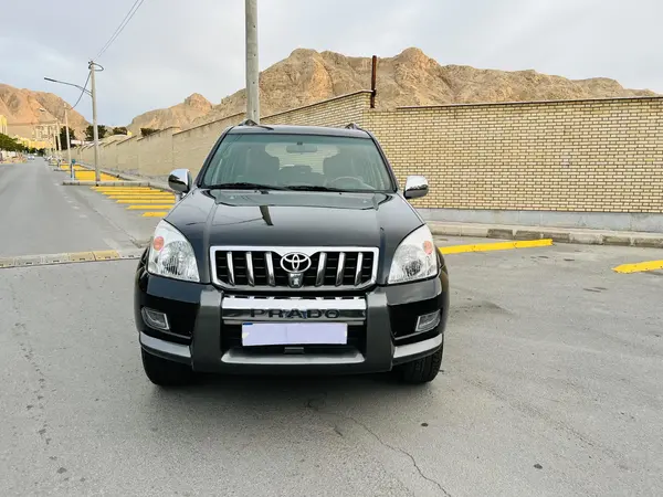 تویوتا  پرادو  چهار در