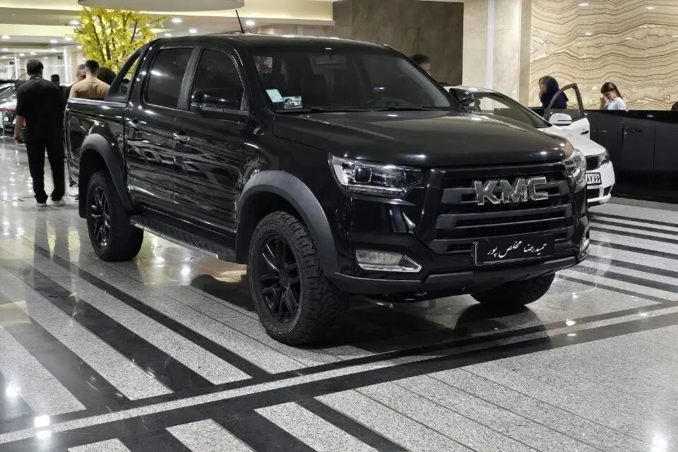 کی ام سی  T8