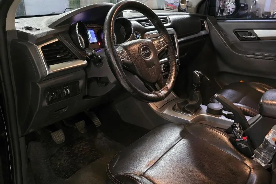 کی ام سی  T8