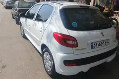پژو، 207