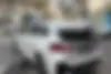 ب ام و  iX1