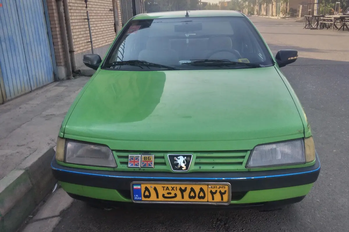 پژو،  405