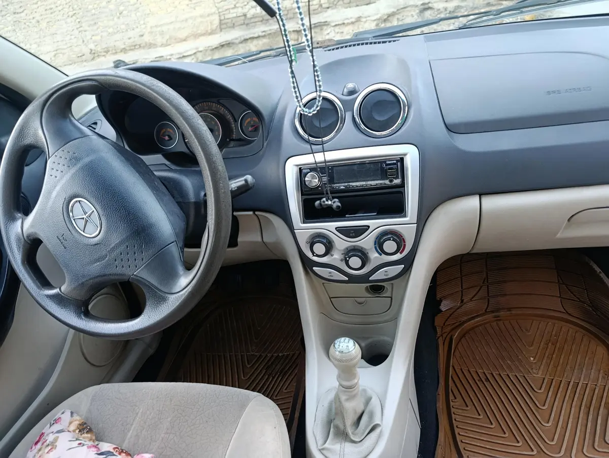 جک،  جی 3 سدان