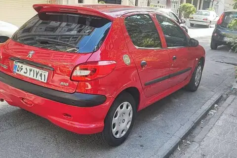 پژو، 206