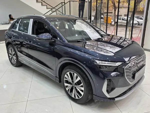 آئودی، Q4 e-tron