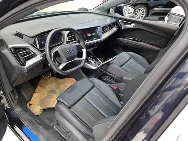 آئودی، Q4 e-tron