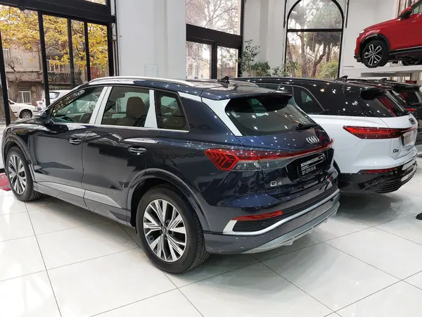 آئودی، Q4 e-tron