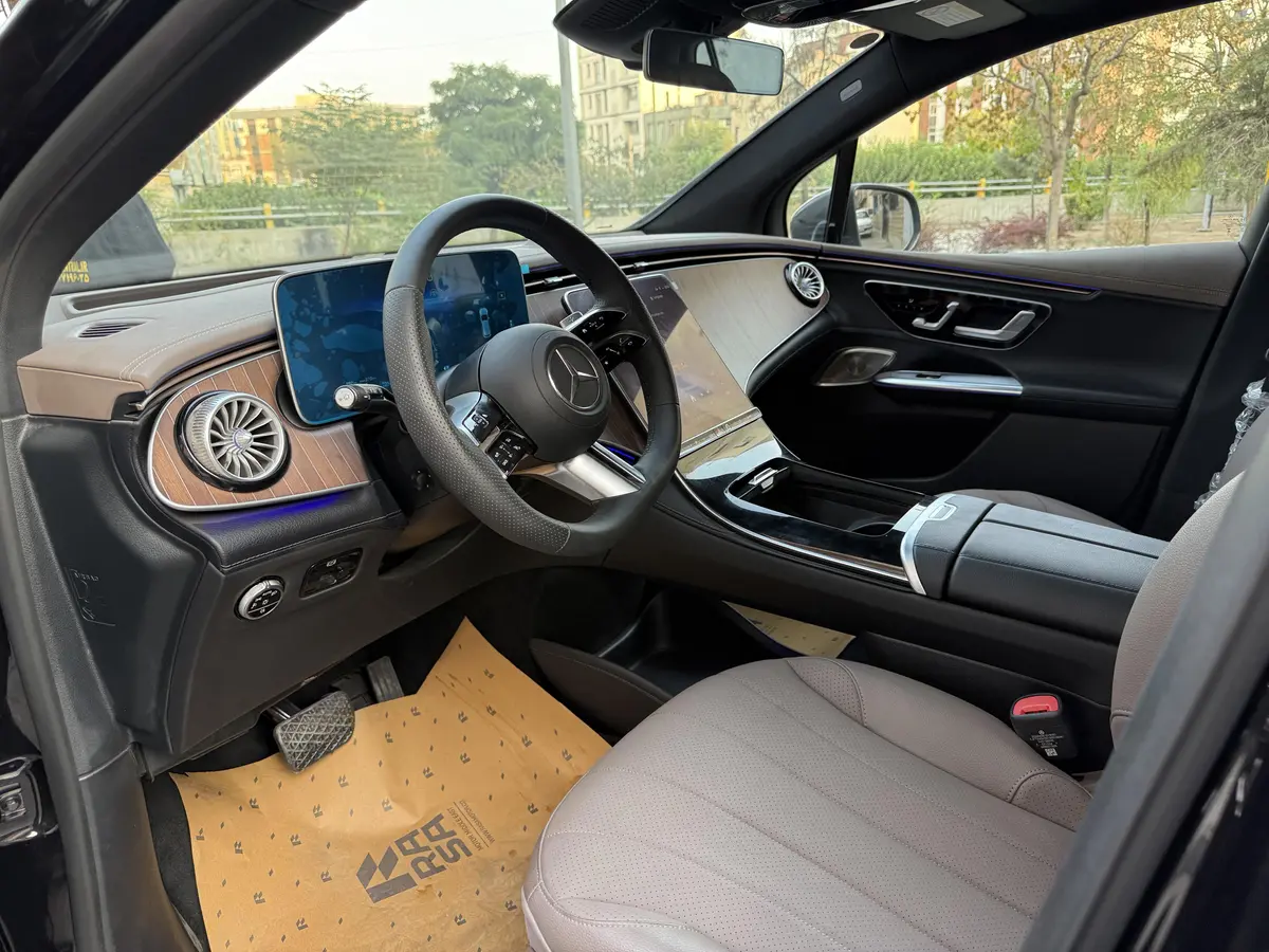 بنز،  EQE SUV
