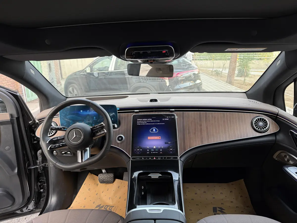 بنز،  EQE SUV