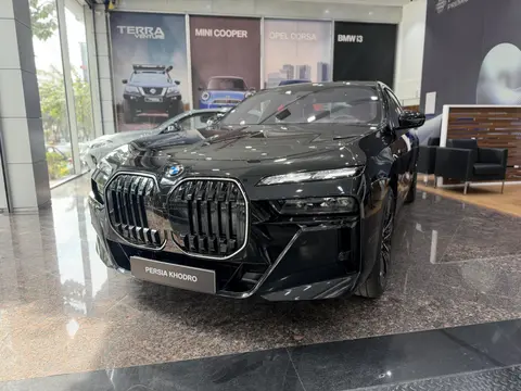 ب ام و، سری 7