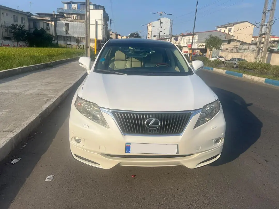 لکسوس،  RX
