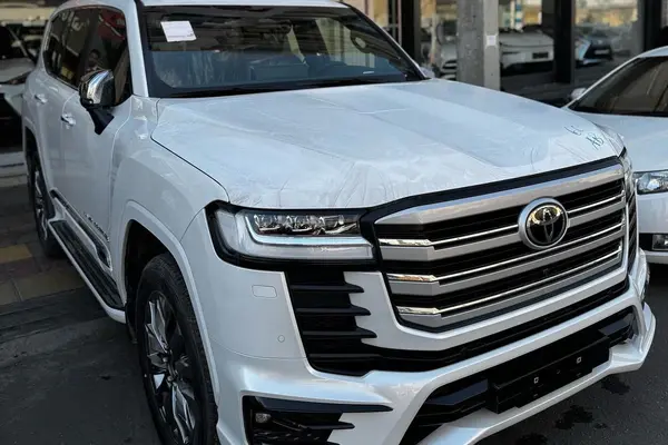 تویوتا، لندکروز چهار در