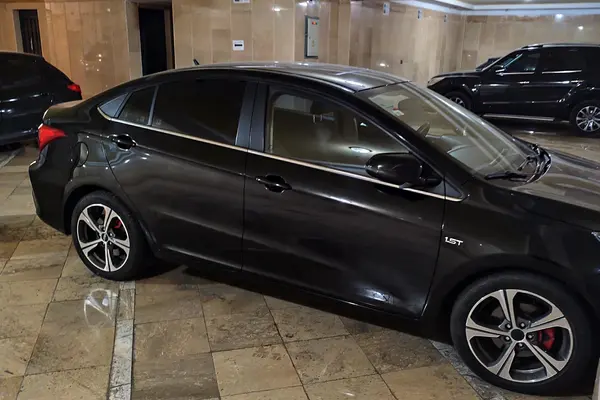 چری، آریزو 5T اسپرت FL