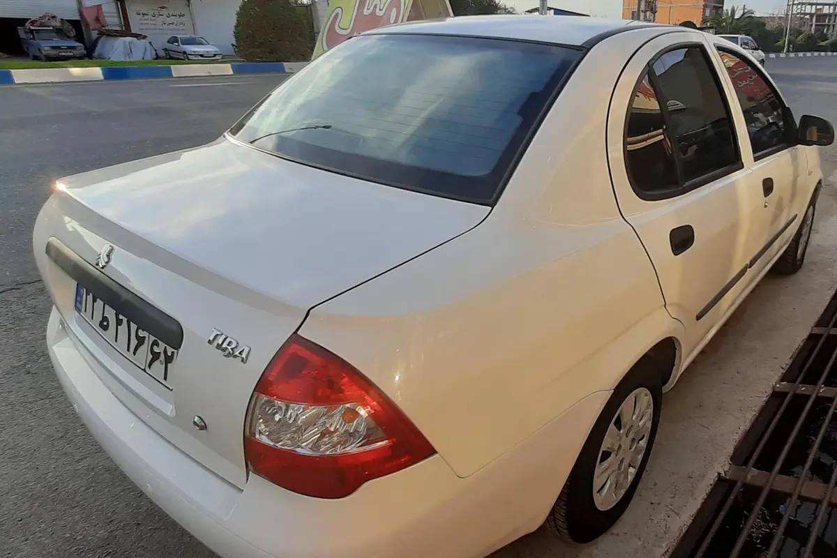 تیبا،  صندوق دار
