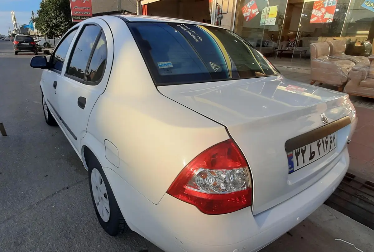 تیبا،  صندوق دار