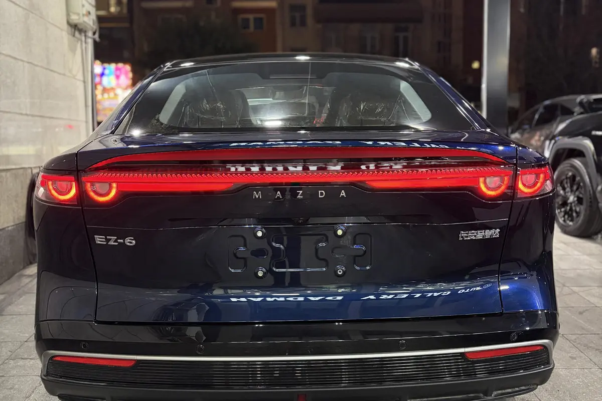 مزدا،  EZ60 EREV
