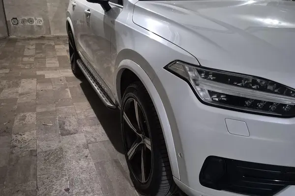 ولوو  XC90