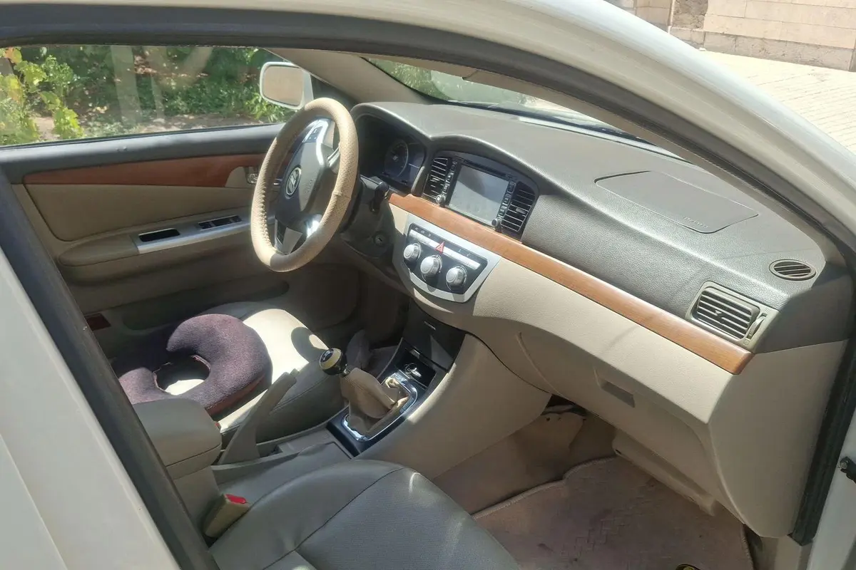 لیفان،  620