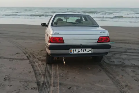 پژو، 405