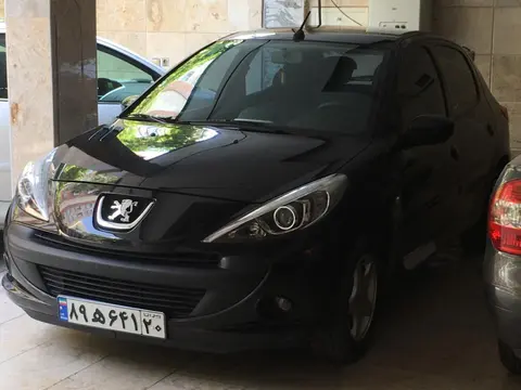 پژو، 207