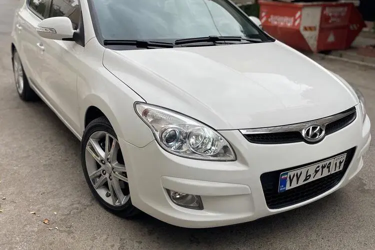هیوندای،  i30