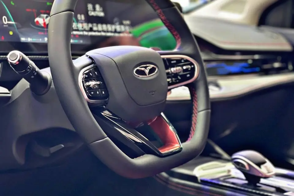 فونیکس  آریزو 6 جی تی (Z6 GT)