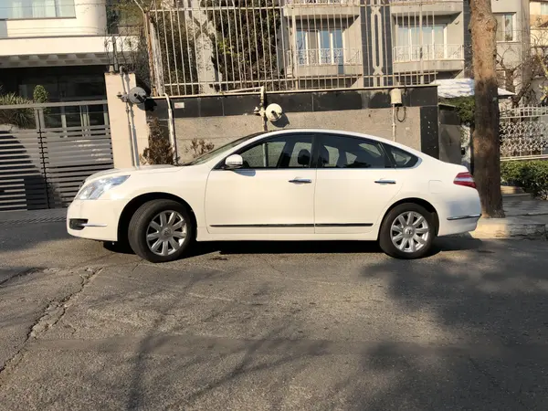 نیسان  تی ینا (مونتاژ)