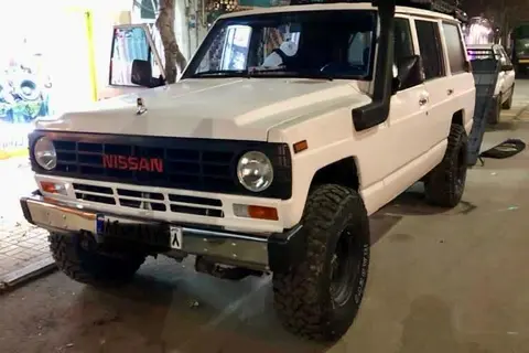 نیسان، پاترول چهار در