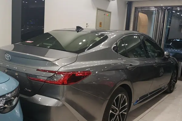 تویوتا، کمری هیبرید