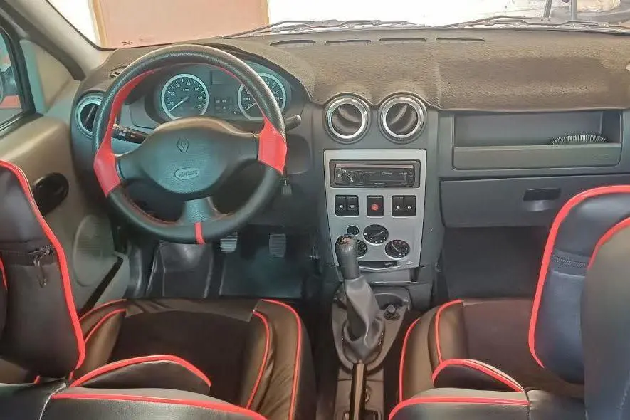 رنو،  تندر 90