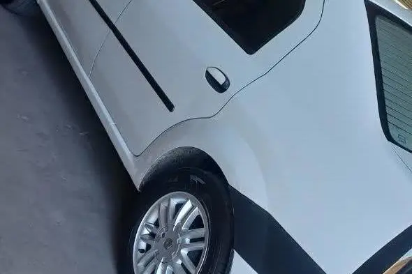 رنو،  تندر 90