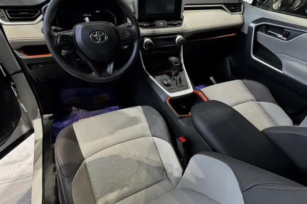 تویوتا، راوفور