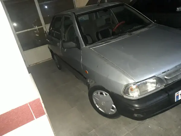 پراید، صندوق دار