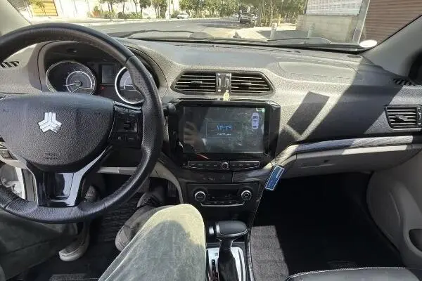 شاهین  اتوماتیک CVT