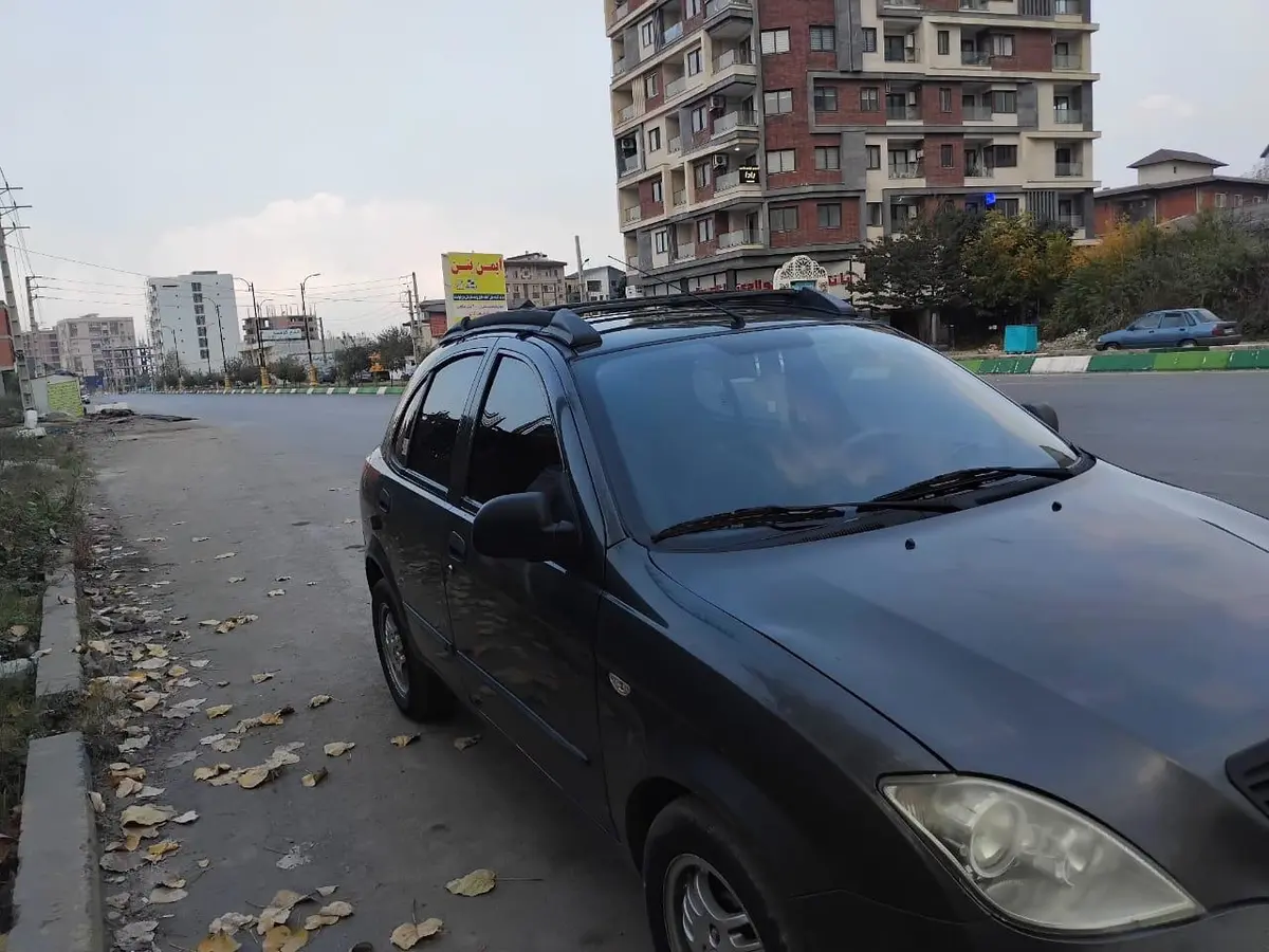تیبا،  هاچ بک