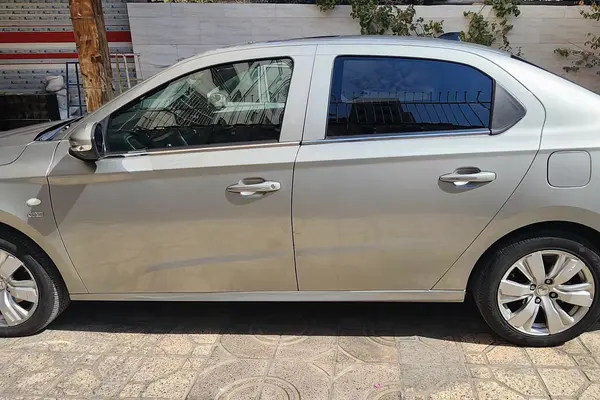 تارا، اتوماتیک V4