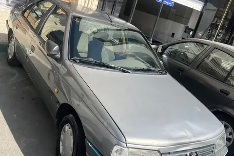 پژو، 405