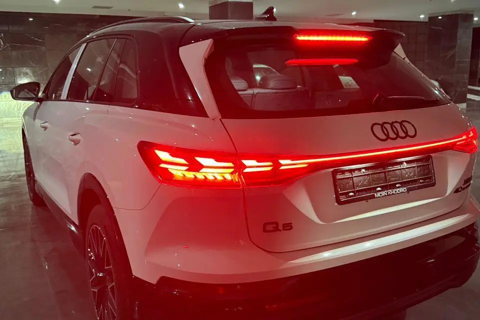 آئودی،  Q5