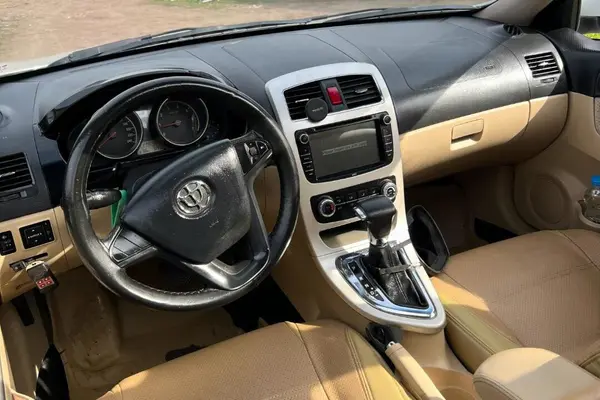 برلیانس، H330