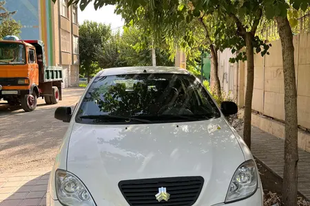 تیبا، هاچ بک