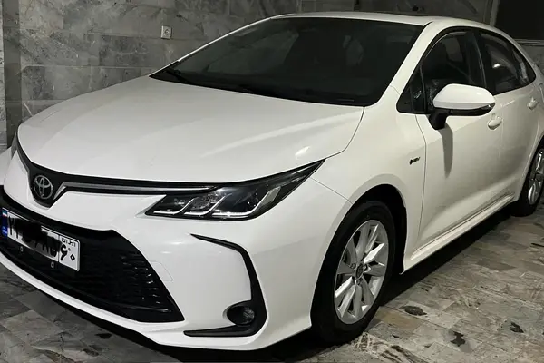 تویوتا، کرولا هیبرید