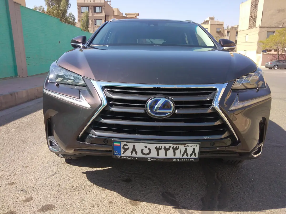 لکسوس،  NX هیبرید