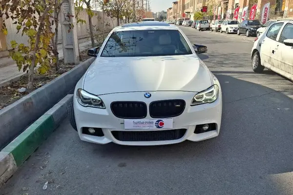 ب ام و، سری 5 سدان
