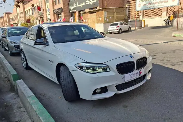 ب ام و، سری 5 سدان