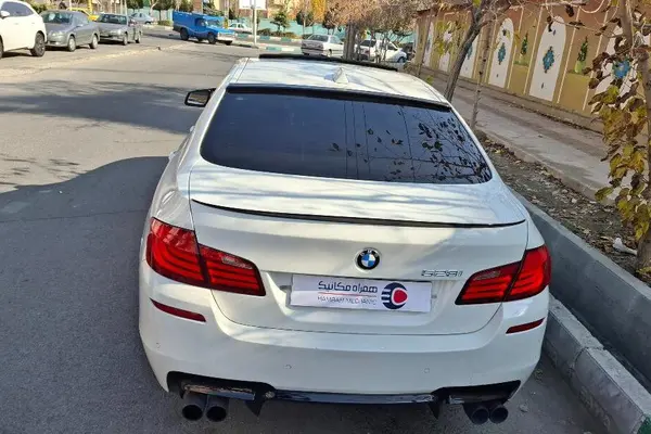 ب ام و، سری 5 سدان