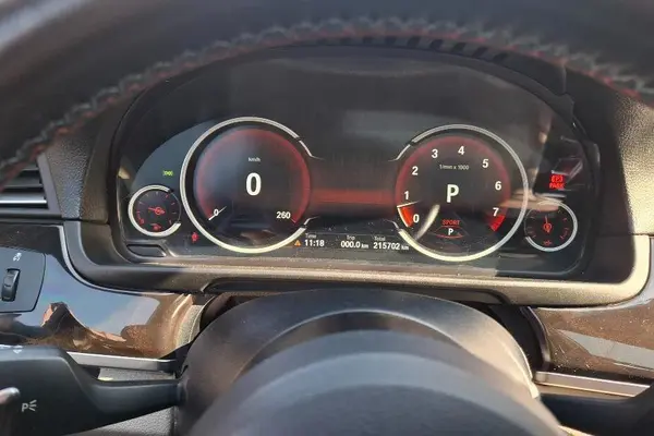 ب ام و، سری 5 سدان