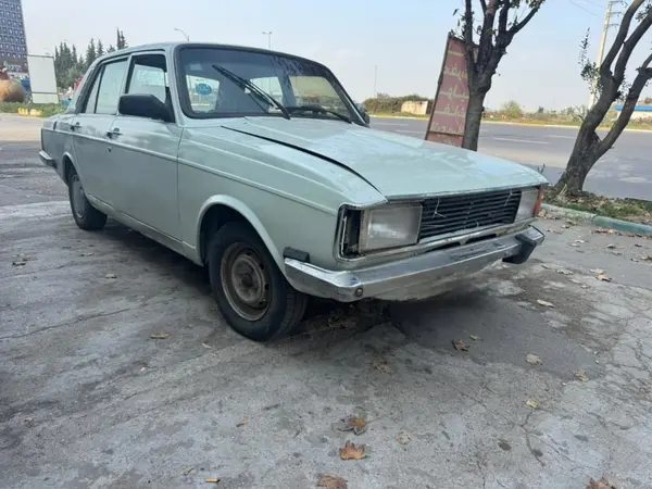 پیکان، سدان